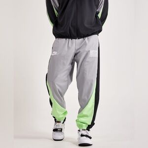 NWT Nike Men’s Starting 5 Basketball Pants, Size S